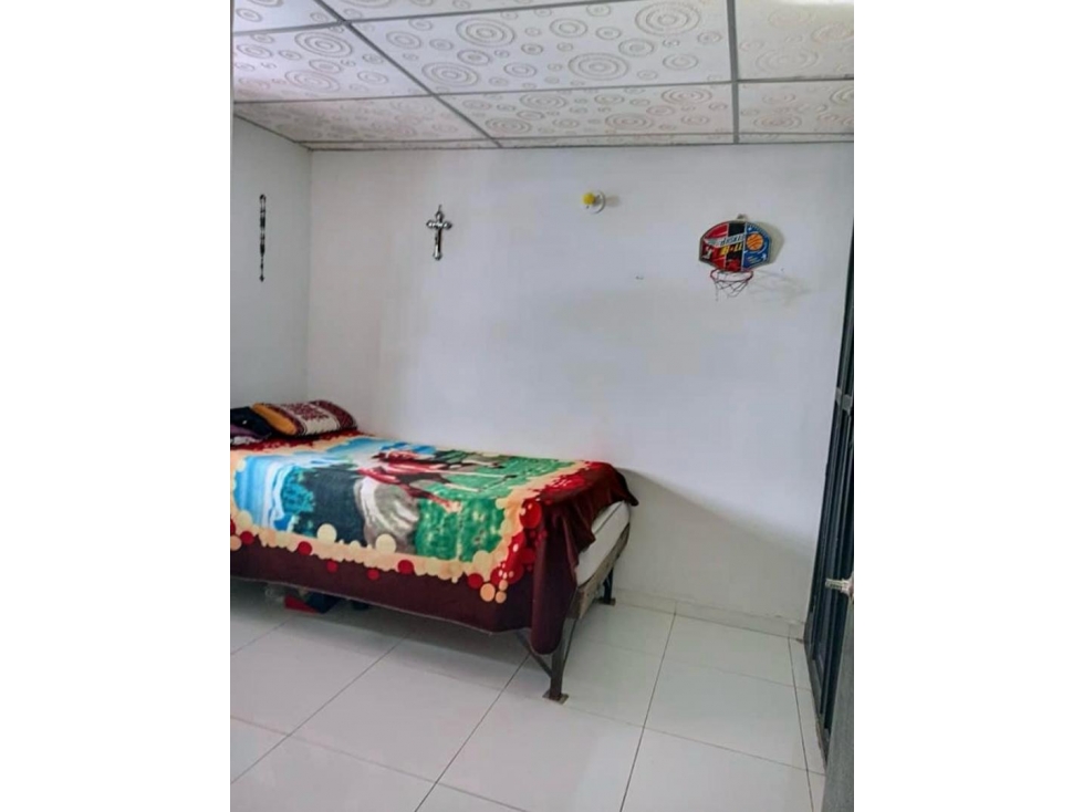 SE VENDE CASA ESQUINERA DE 1 PISO EN LA CIUDAD DE ARMENIA! — foto 3