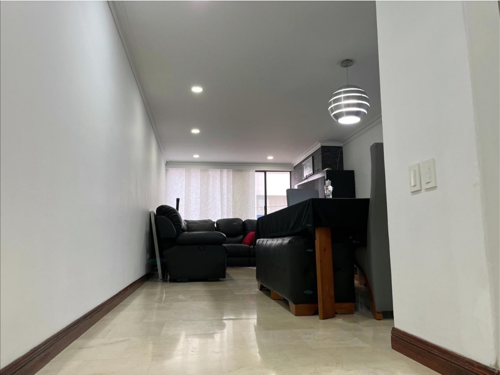 SE VENDE HERMOSO APARTAMENTO MODERNO EN LOS ALPES — foto 3