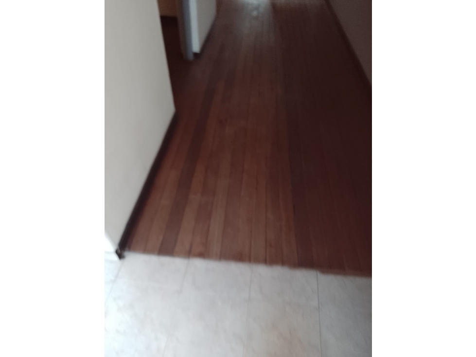 SE VENDE CASA CON TRES VIVIENDAS INDEPENDIENTES EN EL CENTRO — foto 3