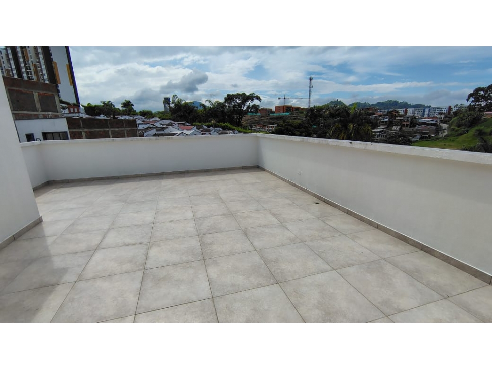 SE VENDE HERMOSA CASA DE 4 PISOS EN LA PRADERA — foto 3
