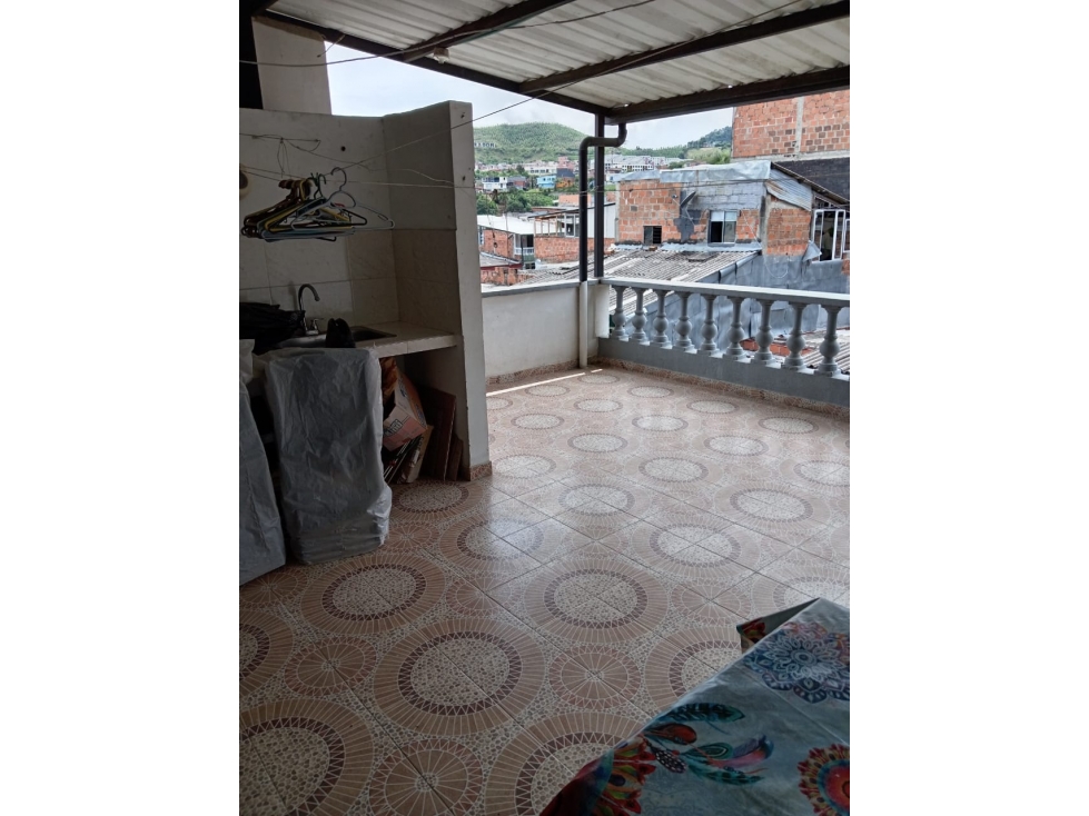 SE VENDE CASA EN CIUDAD BOQUIA INDEPENDIENTE DE DOS PISOS — foto 5