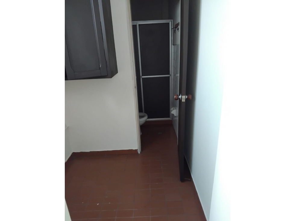 SE VENDE APARTAMENTO CENTRO AREA 118 M2 SIN ASCENSOR CON PARQUEADERO — foto 5
