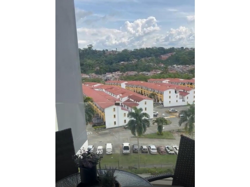 SE VENDE APARTAMENTO EN LA AVENIDA SUR