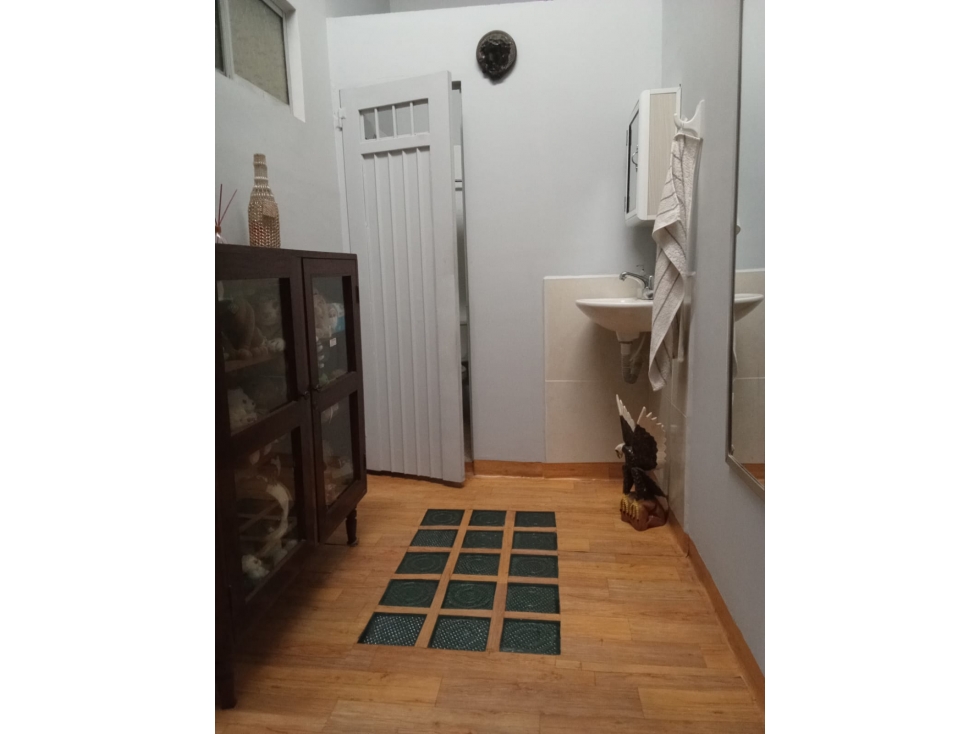 SE VENDE CASA BIFAMILIAR ENTRADAS INDEPENDIENTES — foto 5