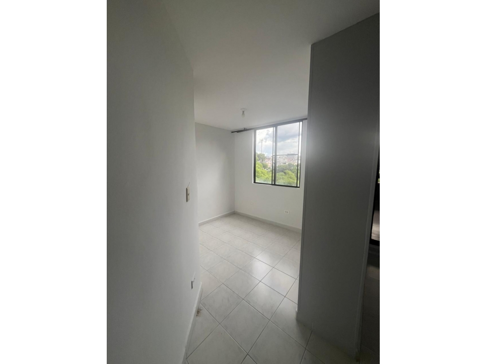 SE VENDE O PERMUTA APARTAMENTO EN MARAYA POR CASA CAMPESTRE — foto 4