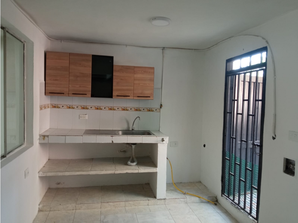 Se vende casa esquinera de 1 nivel en Cuba con opción de ampliación — foto 5