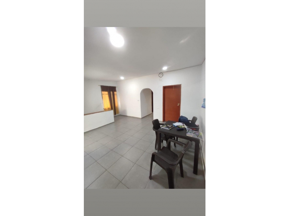 Se vende Casa Esquinera en Frailes Dosquebradas con 2 rentas — foto 3
