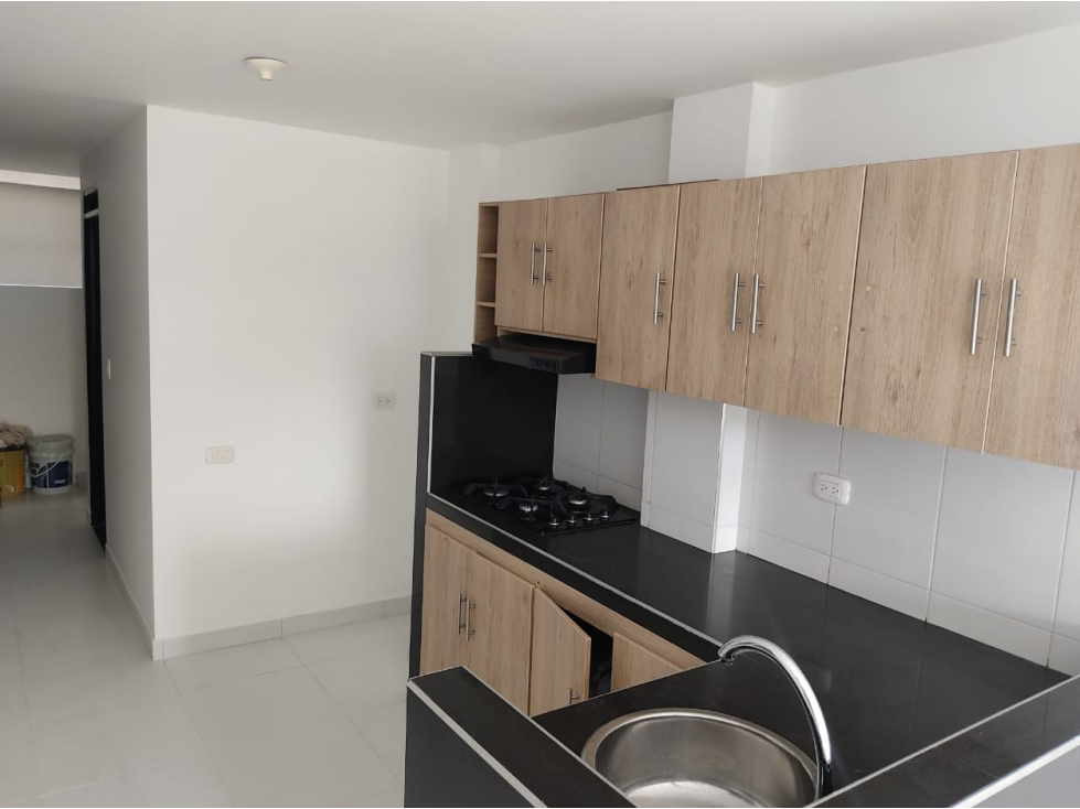 Se Vende Edificio con 4 pisos idependientes en el Poblado II — foto 3