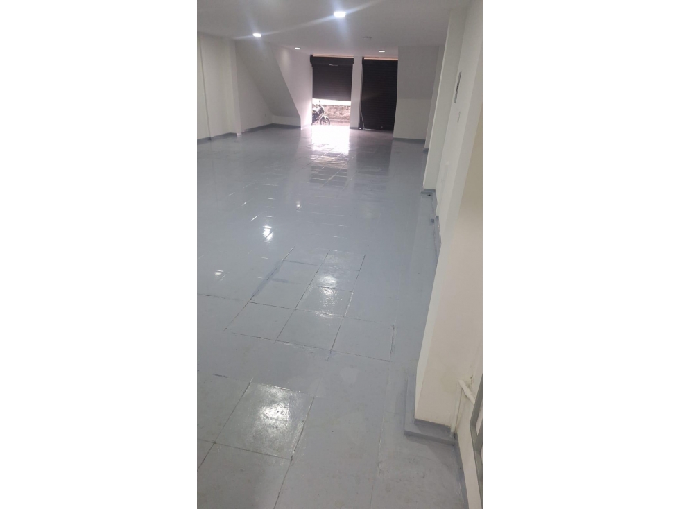 SE ALQUILA LOCAL COMERCIAL EN EL PARQUE DE CUBA AREA 140 m2 — foto 3