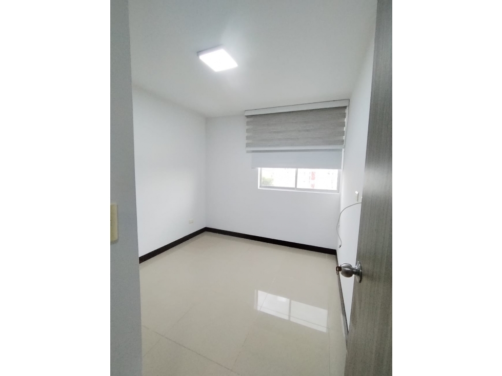 SE VENDE ESPECTACULAR APARTAMENTO EN CONJUNTO CERRADO DOSQUEBRADAS — foto 3