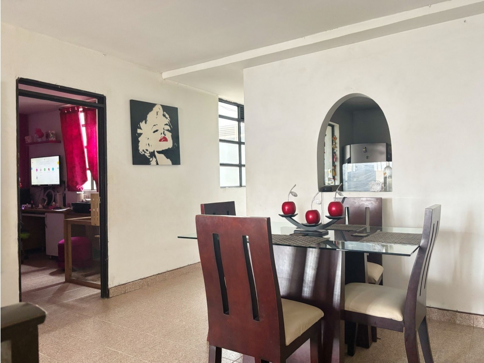 SE VENDE CASA CON EXCELENTE UBICACIÓN EN GUADALUPE — foto 4