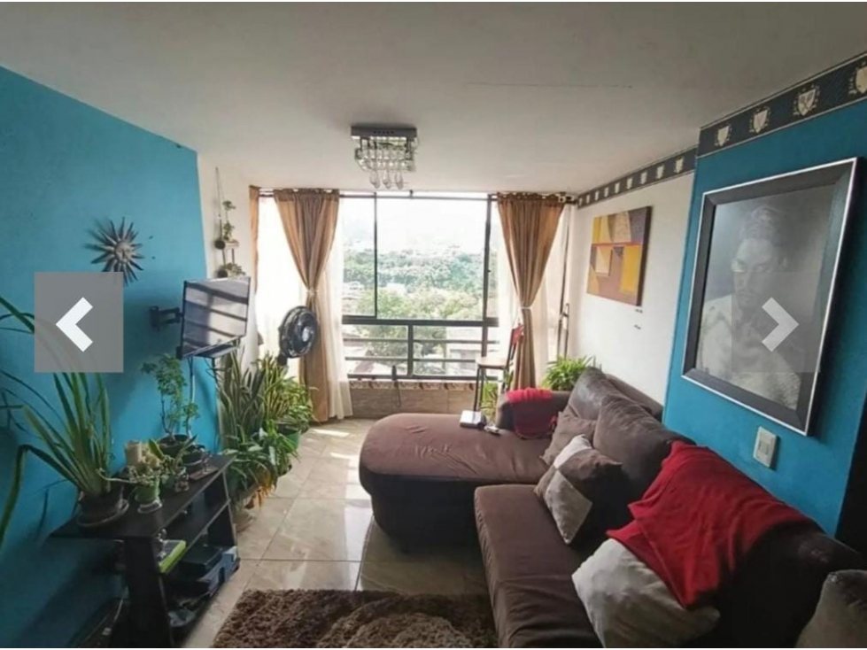 SE VENDE APARTAMENTO EN EL CENTRO EXCELENTE UBICACION — foto 3