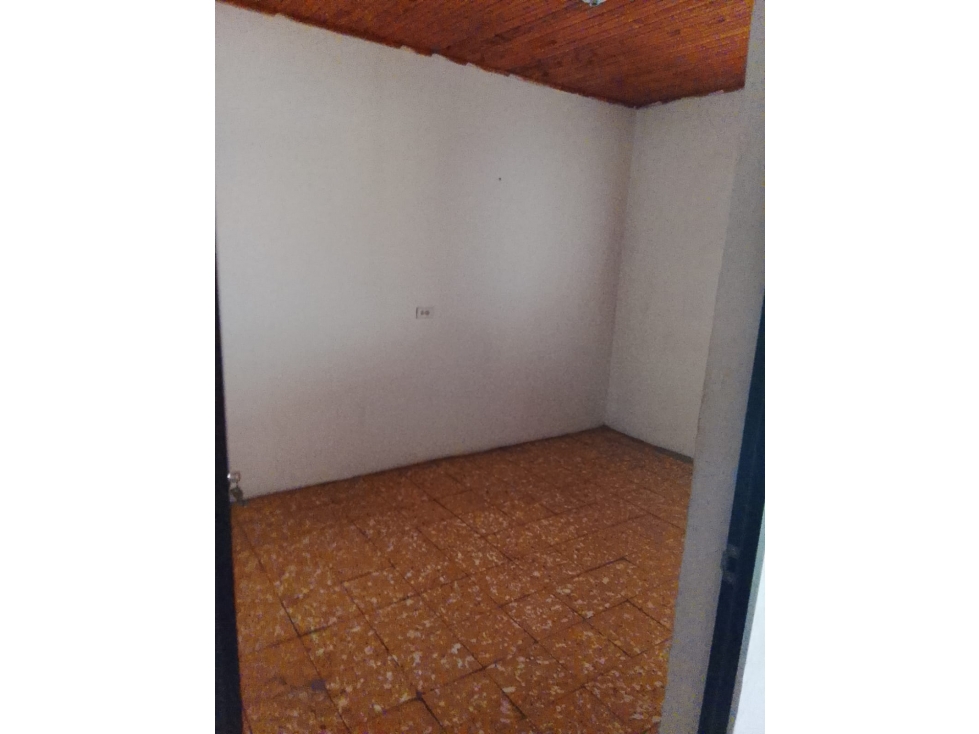 Se vende casa de 2 pisos independientes en La Virginia - 3