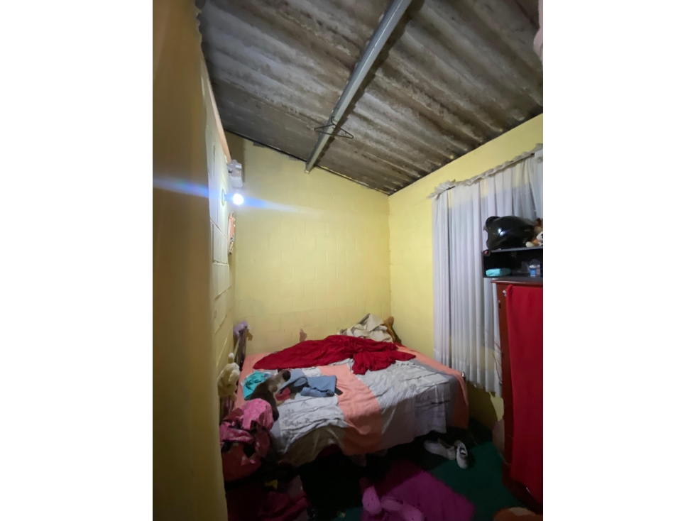 SE VENDE CASA PARA REMODELAR CERCA AL AEROPUERTO PEREIRA — foto 3