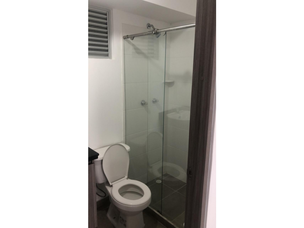 SE VENDE HERMOSO APARTAMENTO EN DOSQUEBRADAS — foto 3