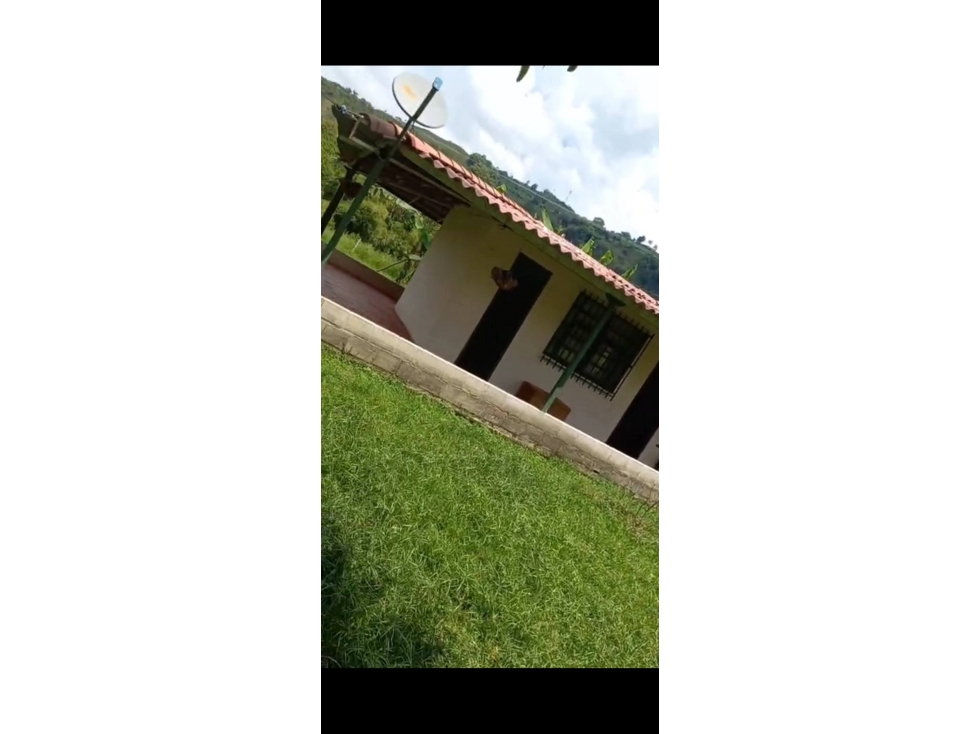 SE VENDE HERMOSA FINCA EN SANTA ROSA — foto 3