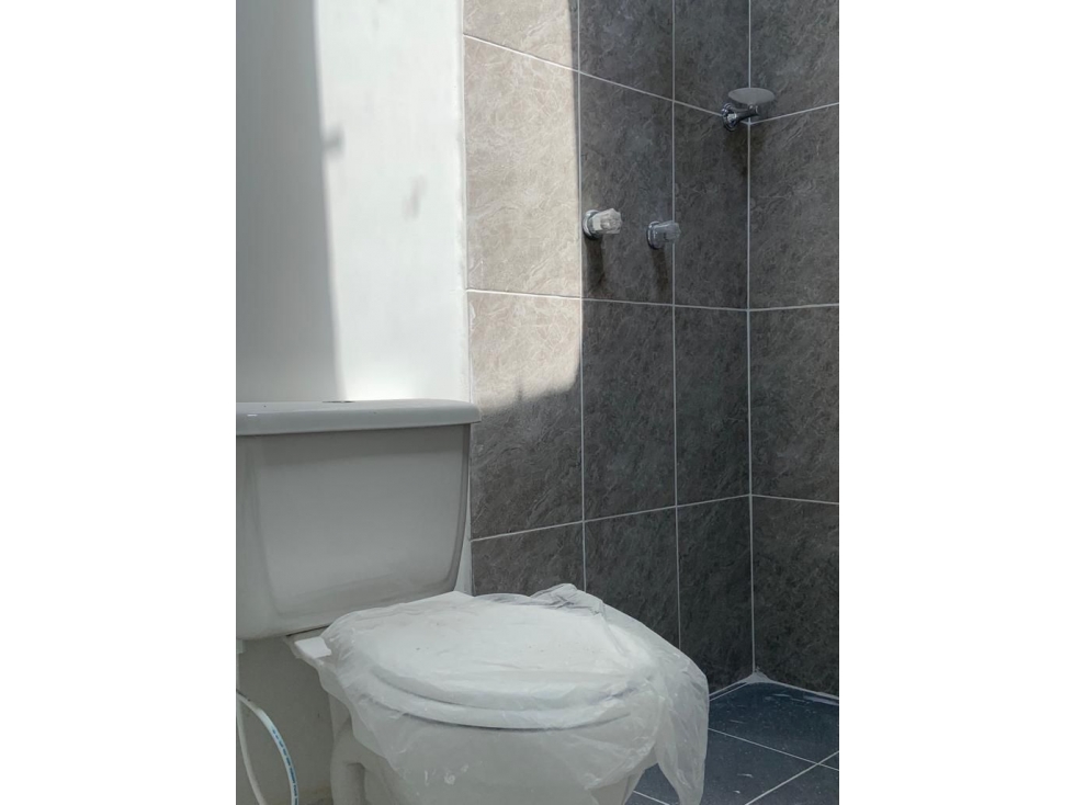 ¡SE VENDE CASA DUPLEX PARA ESTRENAR EN ARMENIA! — foto 4