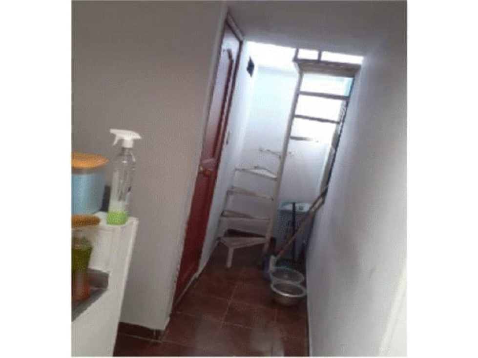 SE VENDE CASA CON DOS APARTAMENTOS PROPIEDAD HORIZONTAL — foto 3