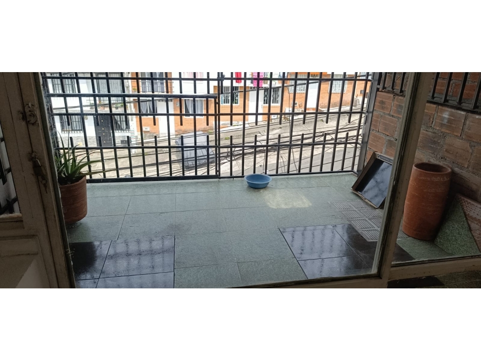 Se vende amplia casa de 3 pisos en La Hacienda Cuba — foto 5