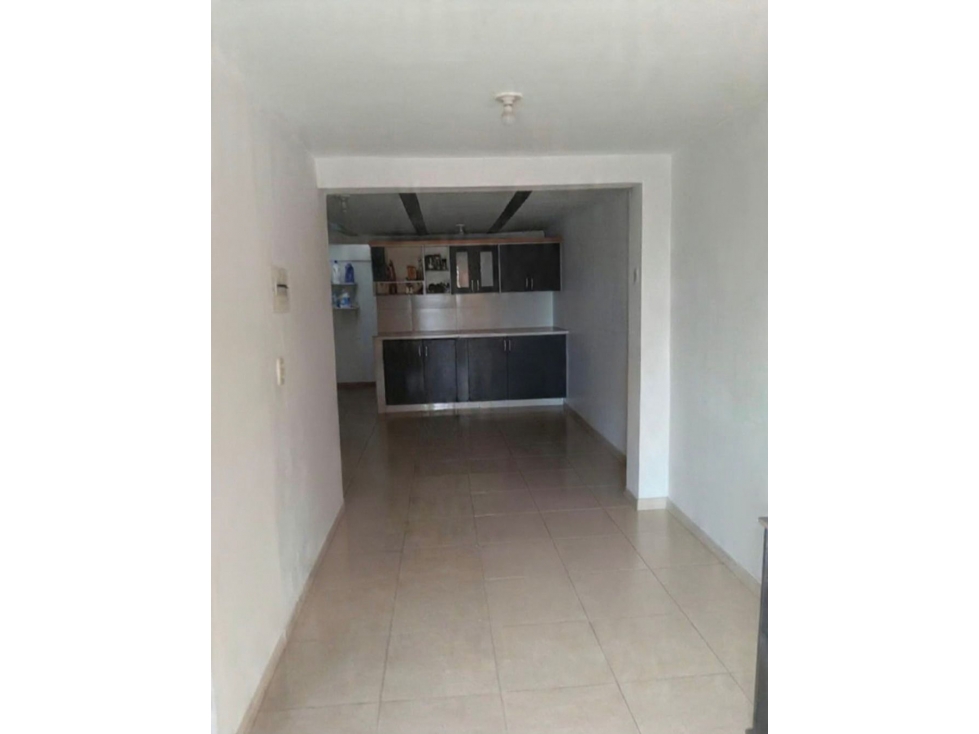 Se vende casa de 3 pisos en Mirador de Bella Sardi — foto 2