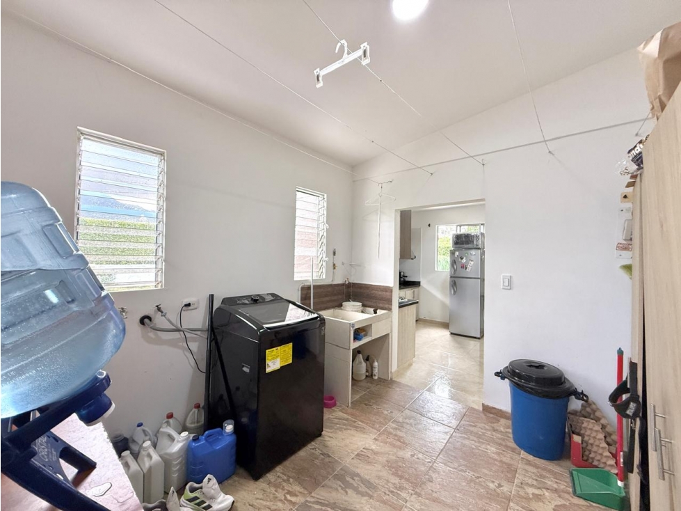 SE VENDE ESÉCTACULAR CASA CAMPESTRE EN COMBIA — foto 5