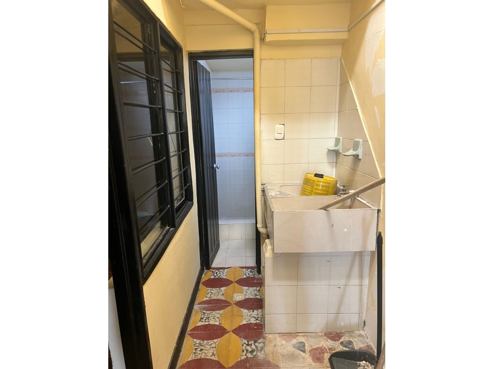 SE VEND CASA CON VIVIENDAS INDEPENDIENTES EN LAS PALMAS — foto 3
