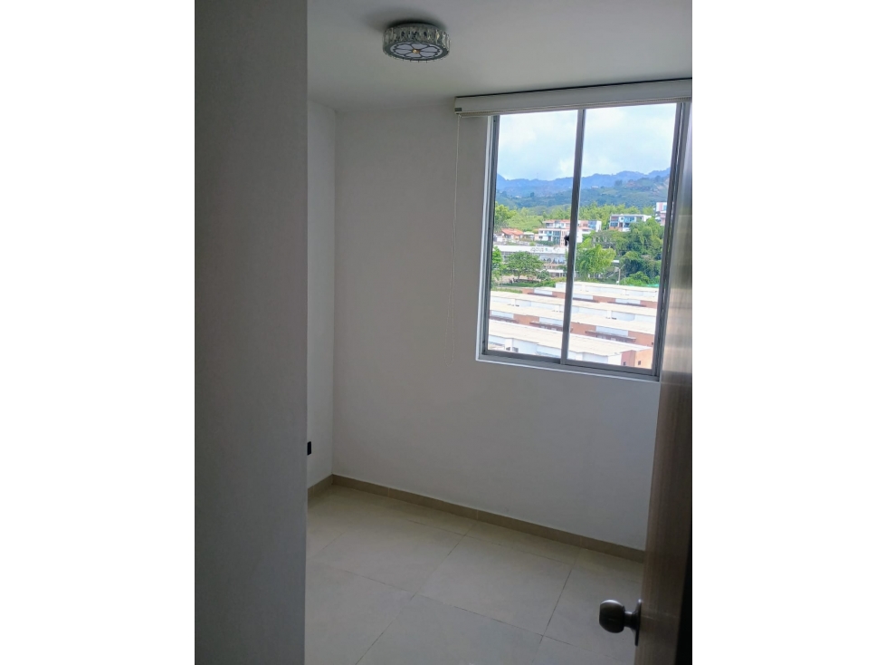 SE VENDE HERMOSO APARTAMENTO EN CONJUNTO CERRADO DOSQUEBRADAS — foto 3