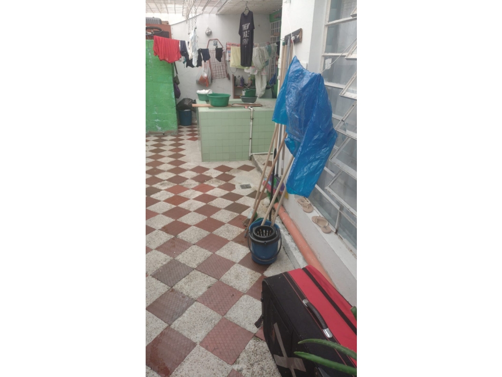 SE VENDE CASA CON APARTAESTUDIO INDEPENDIENTE EN DOSQUEBRADAS — foto 3