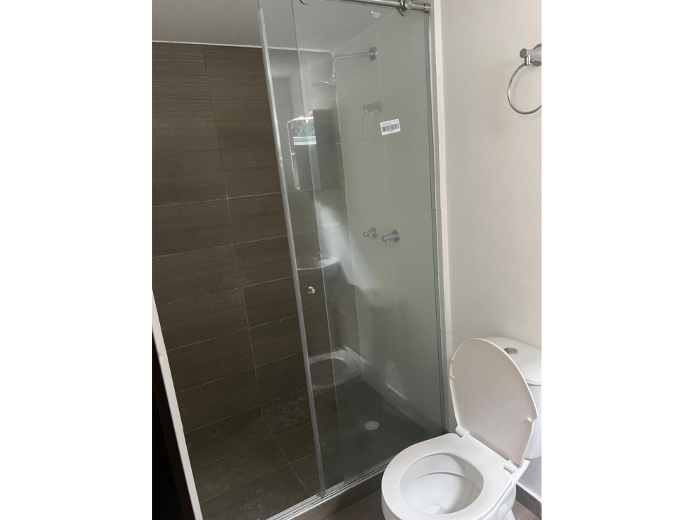 SE VENDE APARTAMENTO EN DOSQUEBRADAS PRIMER PISO AREA 72 M2 MOLINOS - 3