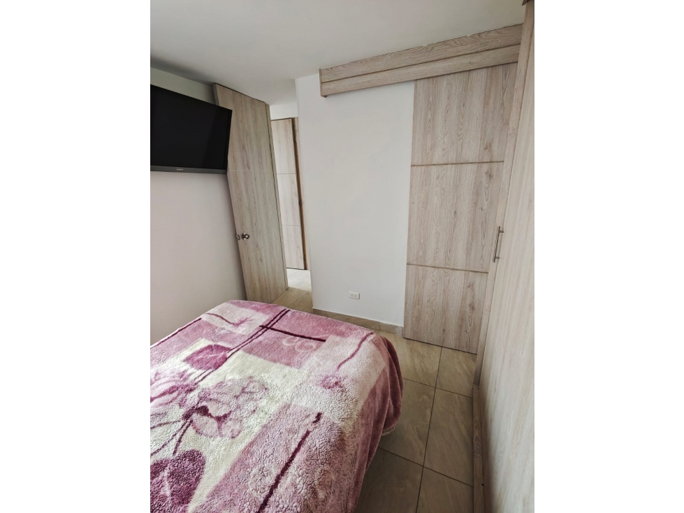 SE VENDE HERMOSO APARTAMENTO EN CONJUNTO CERRADO CONDINA — foto 3