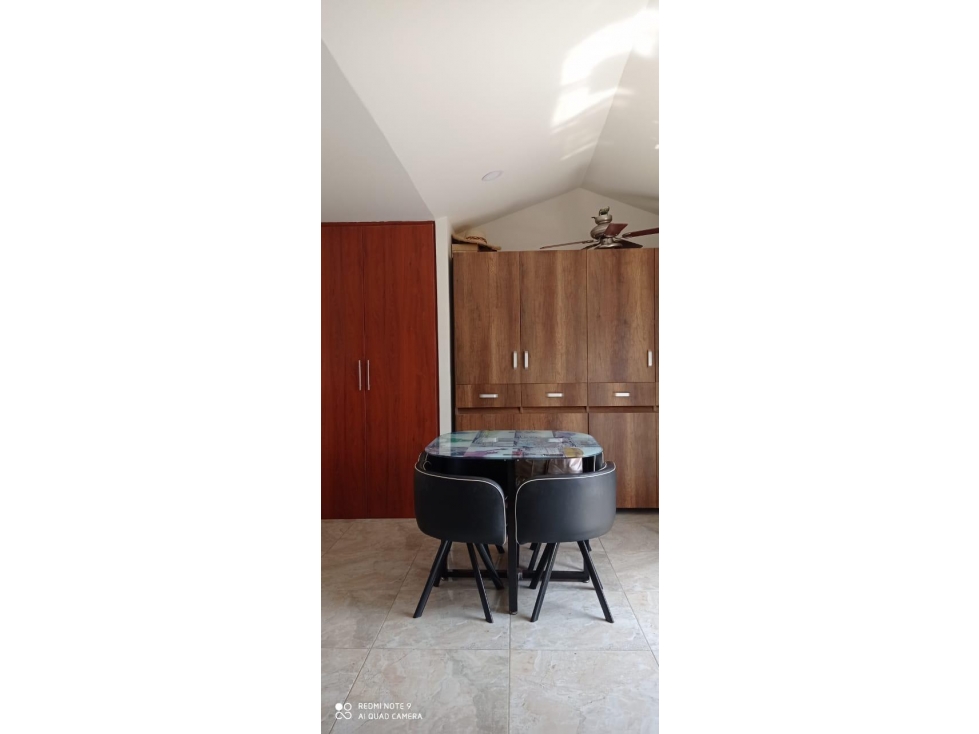 SE VENDE CASA EN AVENIDA SUR ESPECTACULAR - 5