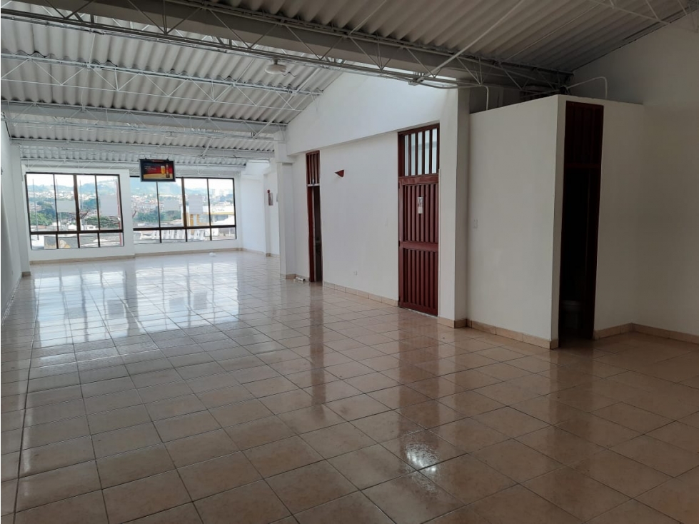 Se Vende Edificio en el parque de Cuba - 5