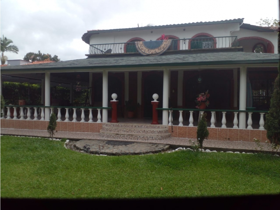 Se vende casa campestre en Viterbo