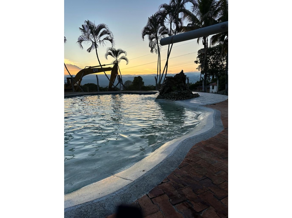 SE VENDE HERMOSA CASA CAMPESTRE EN EL SECTOR DE CERRITOS — foto 2