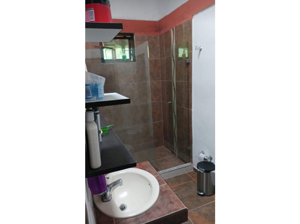 SE VENDE HERMOSA CASA CAMPESTRE EN LA FLORIDA — foto 5
