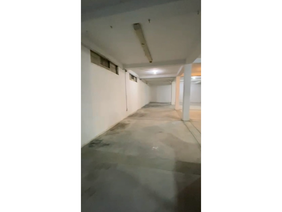 Venta de excelente casa renta con bodega y vivienda centro — foto 4