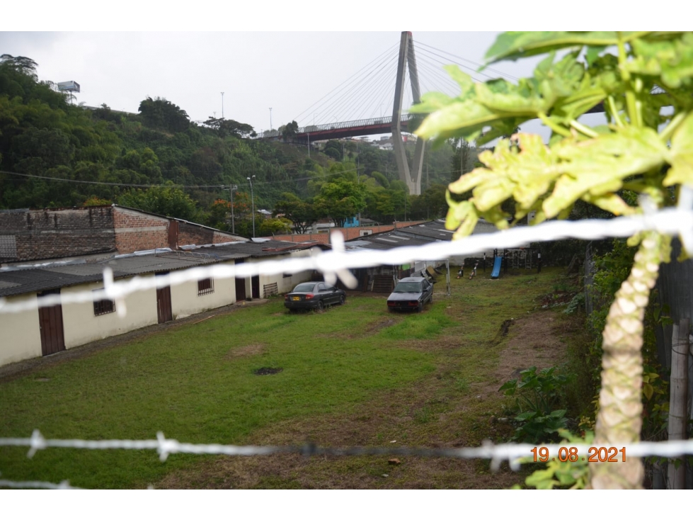 Venta de hermoso lote por la avenida del Rio 835 ms2 — foto 4