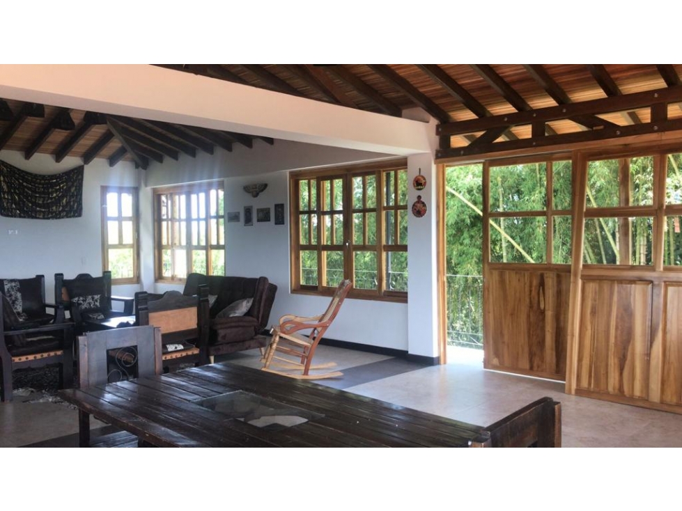 SE VENDE ESPECTACULAR CASA CAMPESTRE POR LA CASONA — foto 4