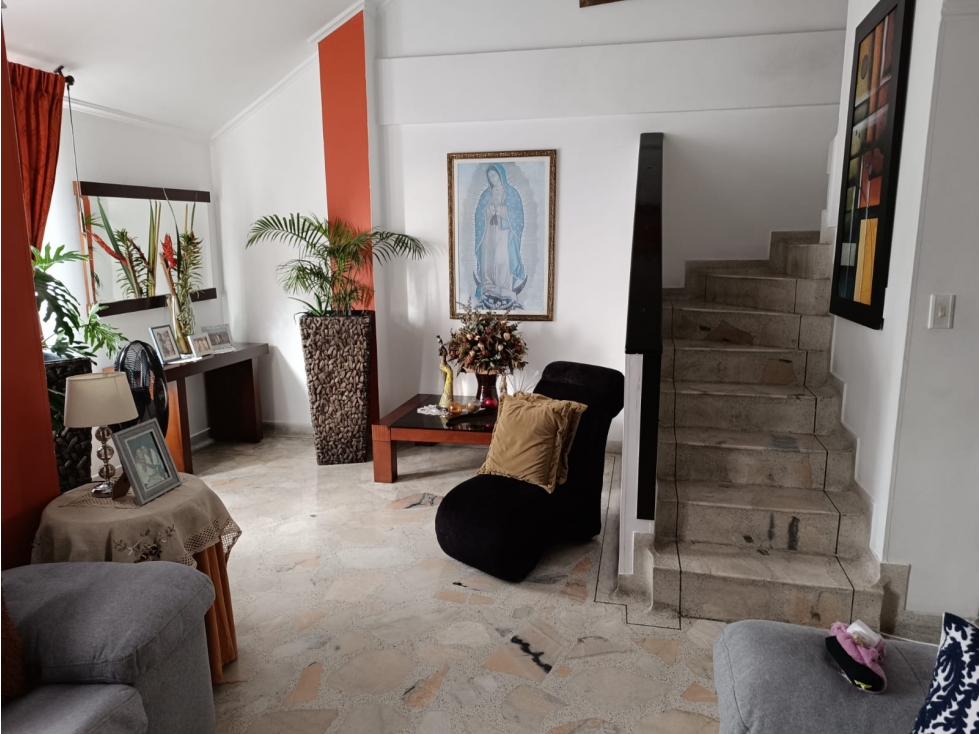 SE VENDE HERMOSA CASA EN CONJUNTO CERRADO EN AV SUR — foto 5
