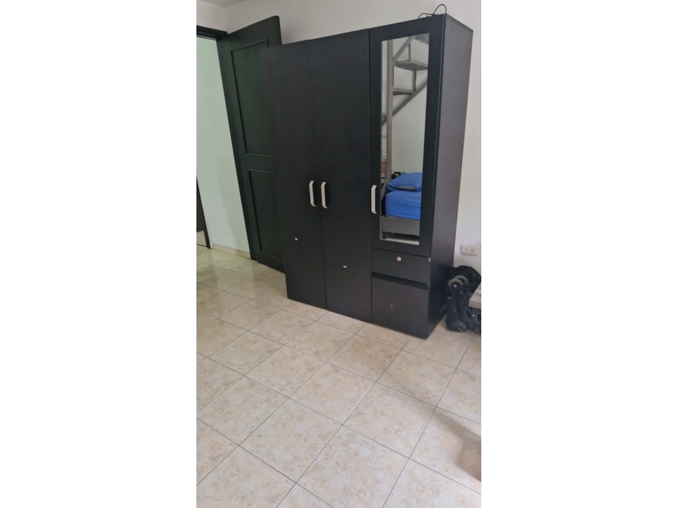 SE VENDE CASA ESQUINERA BARRIO GALAN CON PARQUEADERO — foto 5