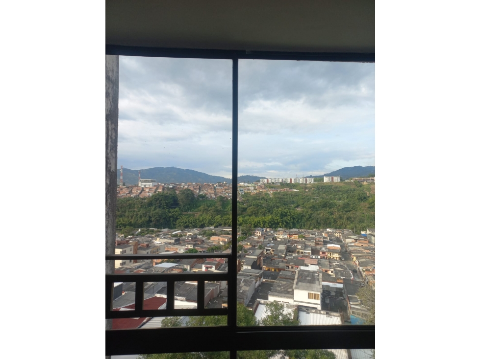 Se Vende Apartamento Remodelado en el Barrio Popular Modelo — foto 4