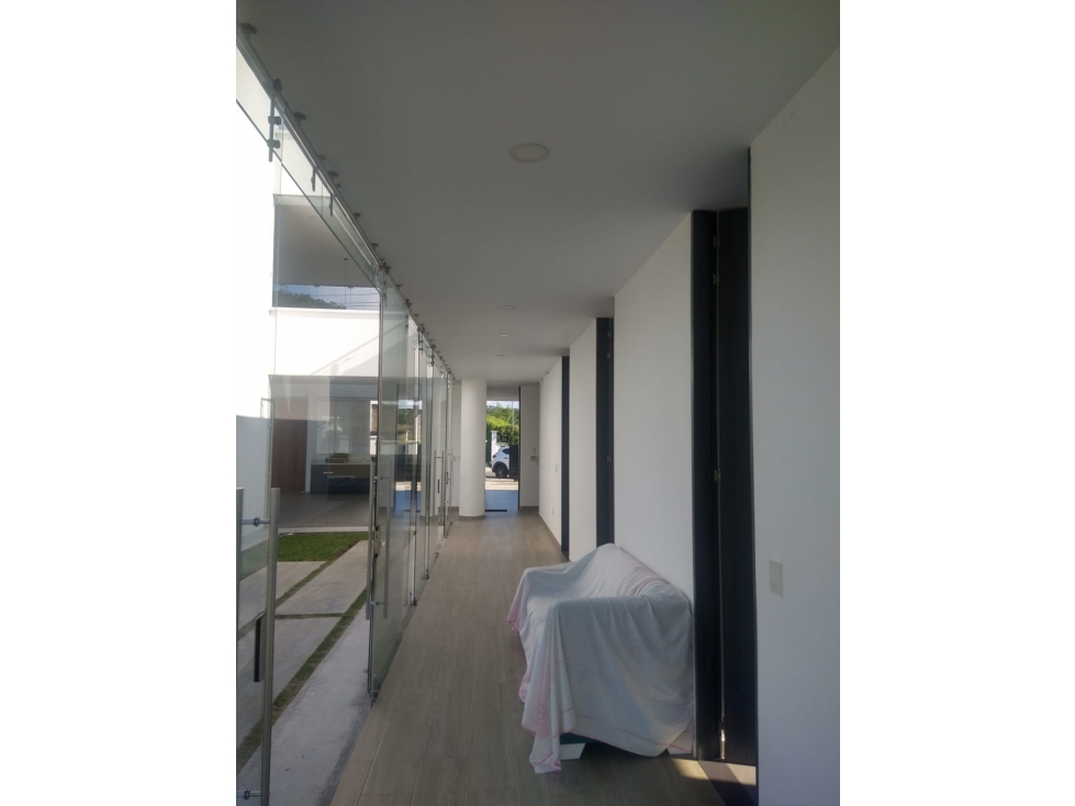 SE VENDE CASA CAMPESTRE EN COMBIA MODERNA AREA LOTE 1900 M2 — foto 4
