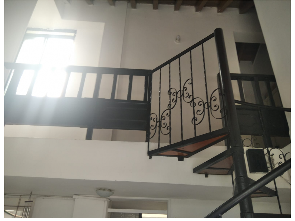 SE VENDE O PERMUTA PENT HOUSE EN EL CENTRO CERCA HOSPITAL SAN JORGE — foto 4