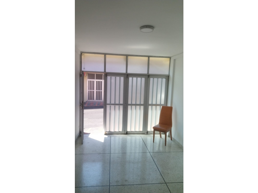 SE VENDE CASA EN EL SECTOR 30 DE AGOSTO