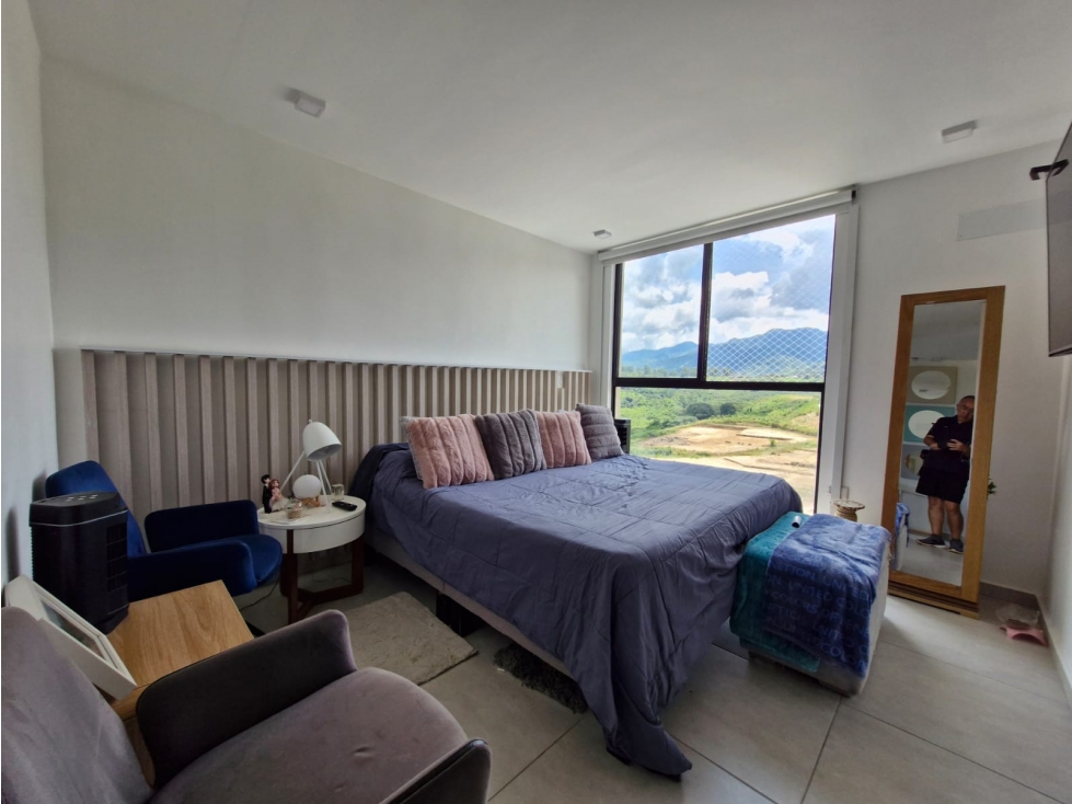 SE VENDE APARTAMENTO AMPLIO Y CON UNA VISTA INCREIBLE EN CERRITOS — foto 4