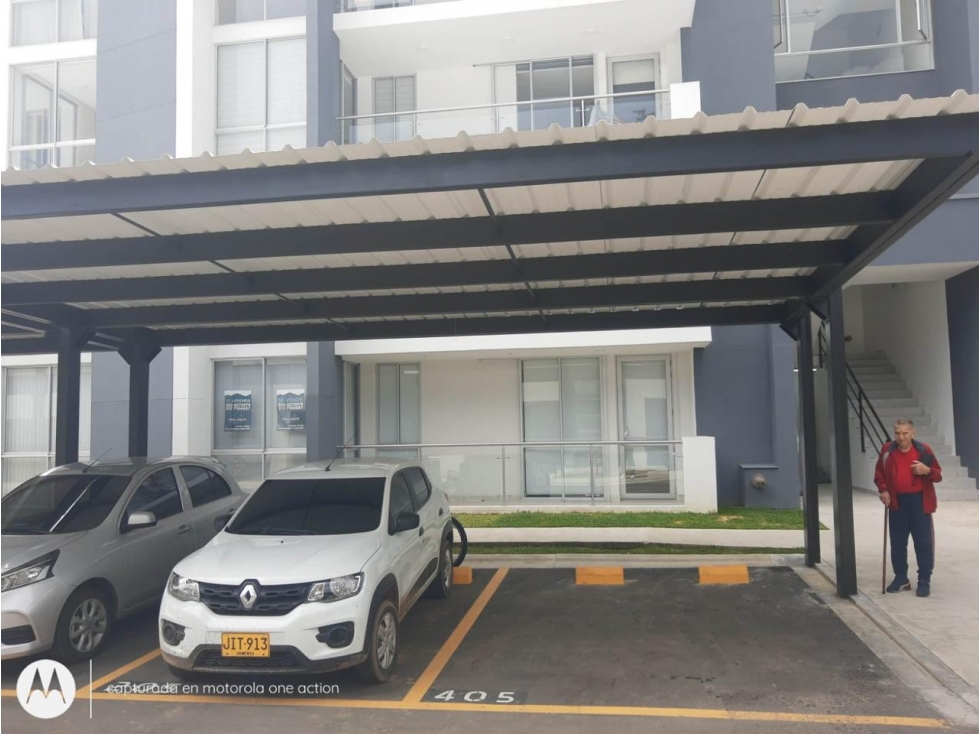 SE VENDE APARTAMENTO ESQUINERO AMPLIO Y MODERNO VIA CONDINA — foto 3
