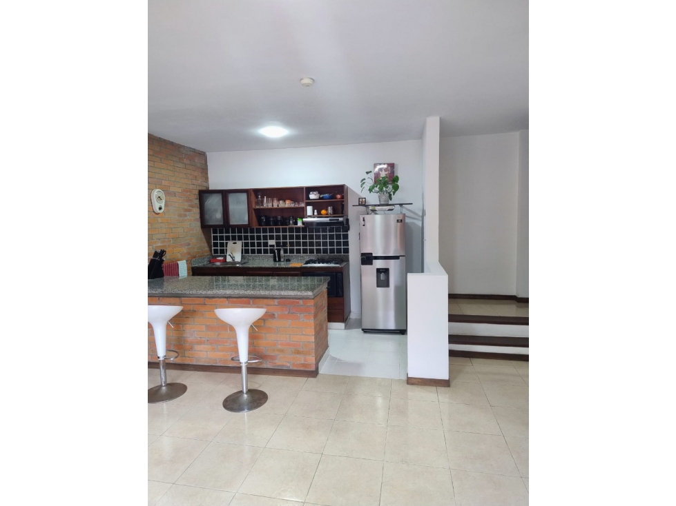 SE VENDE APARTAMENTO MODERNO, CON BALCON! — foto 4