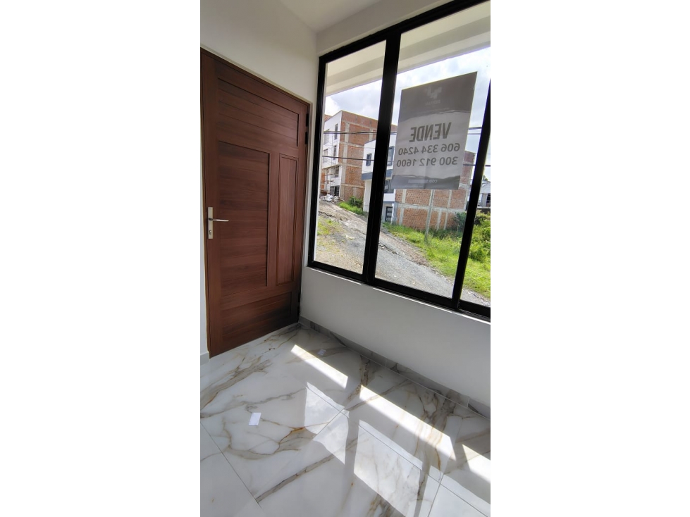 SE VENDE HERMOSA CASA DE 4 PISOS EN LA PRADERA — foto 4