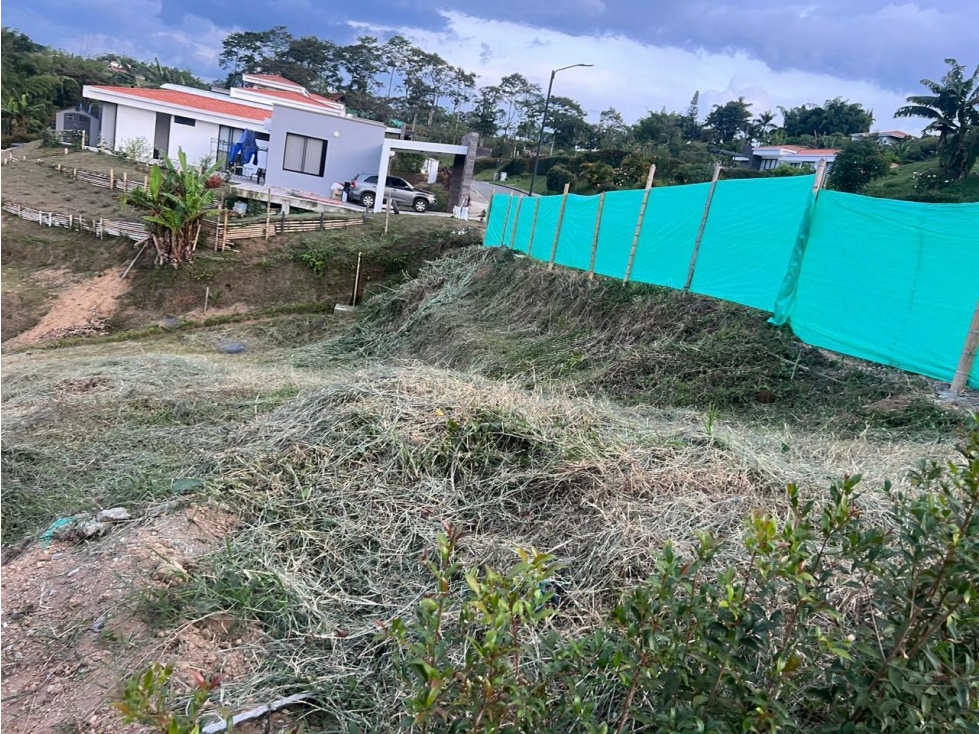 SE VENDE LOTE DE 2100 MTS VIA ARMENIA EN CONDOMINIO — foto 4