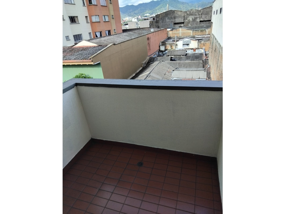 SE VENDE APARTAMENTO CENTRO AREA 118 M2 SIN ASCENSOR CON PARQUEADERO — foto 6